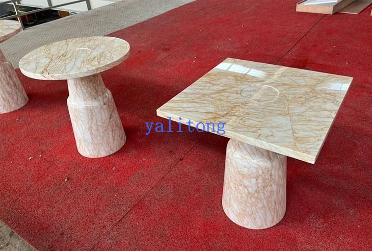 Golden spider marble